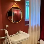 Maison Lepic Montmartre
