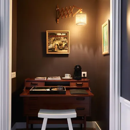 Maison Lepic Montmartre