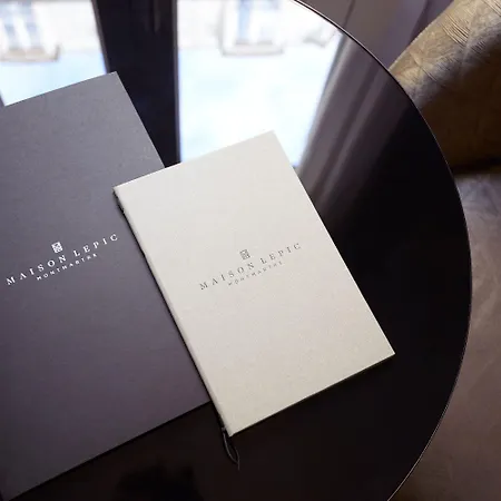 Maison Lepic Montmartre Отель Сент-Уан