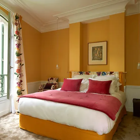 Maison Lepic Montmartre Hotel 3*