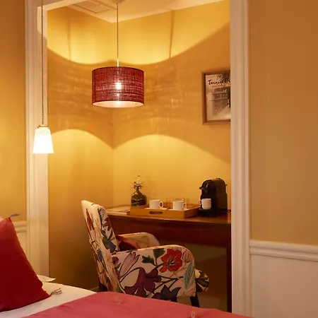 Hotel Maison Lepic Montmartre 3*