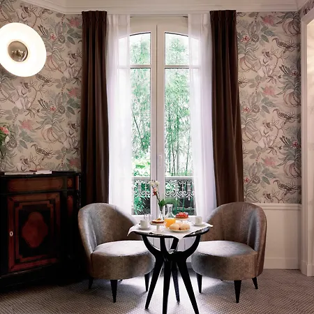 Maison Lepic Montmartre Hotel