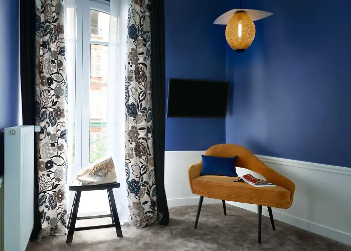 Hotel Maison Lepic Montmartre 3*