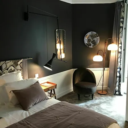 Hotel Maison Lepic Montmartre París